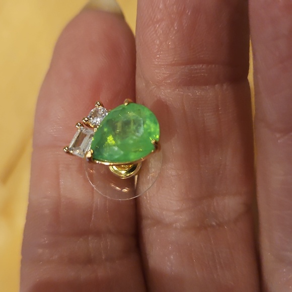 BOMB PARTY PERIDOT Stud Earrings - Picture 6 of 6
